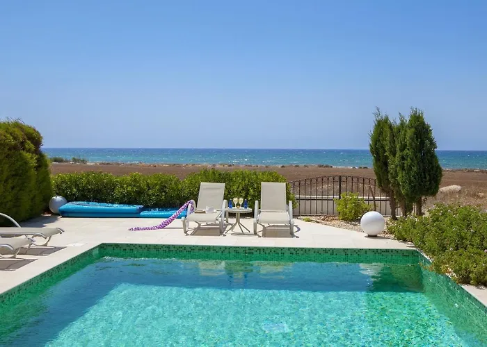 Villa Ayia Thekla Seafront Lavender *