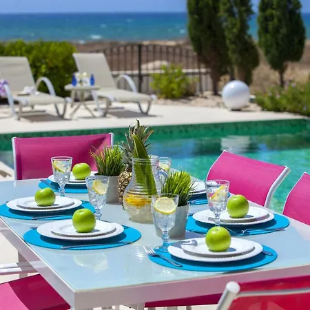 Villa Ayia Thekla Seafront Lavender *