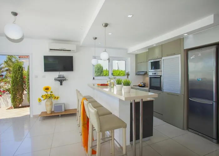 Ayia Thekla Seafront Lavender